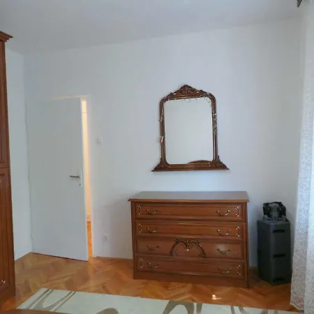 Apartament In 38117